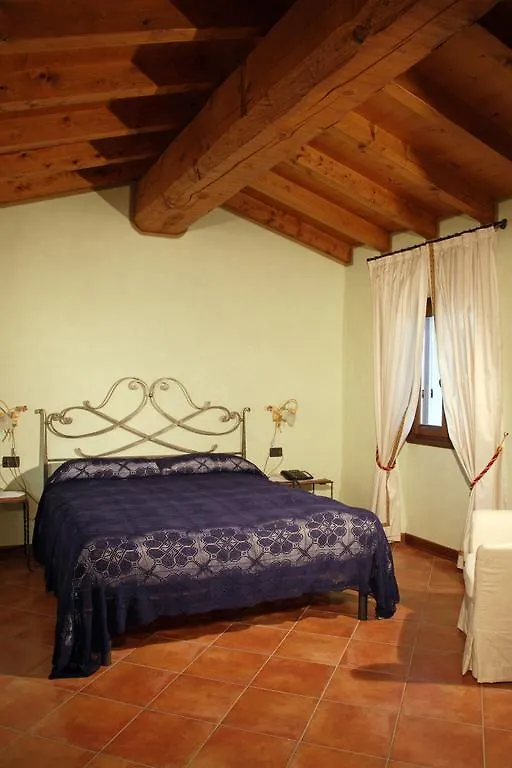 Agriturismo Macesina Bedizzole Country house